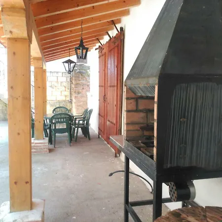 Apartamentos La Casona De Ezcaray Con Terrazas Y Patios Individuales Buitenkant foto